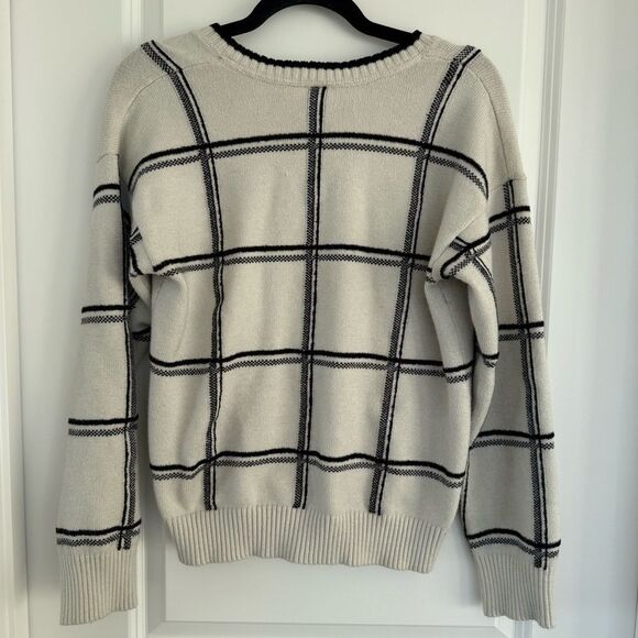 ANTHROPOLOGIE MOTH | Window Pane Plaid Sweater - Picture 10 of 11